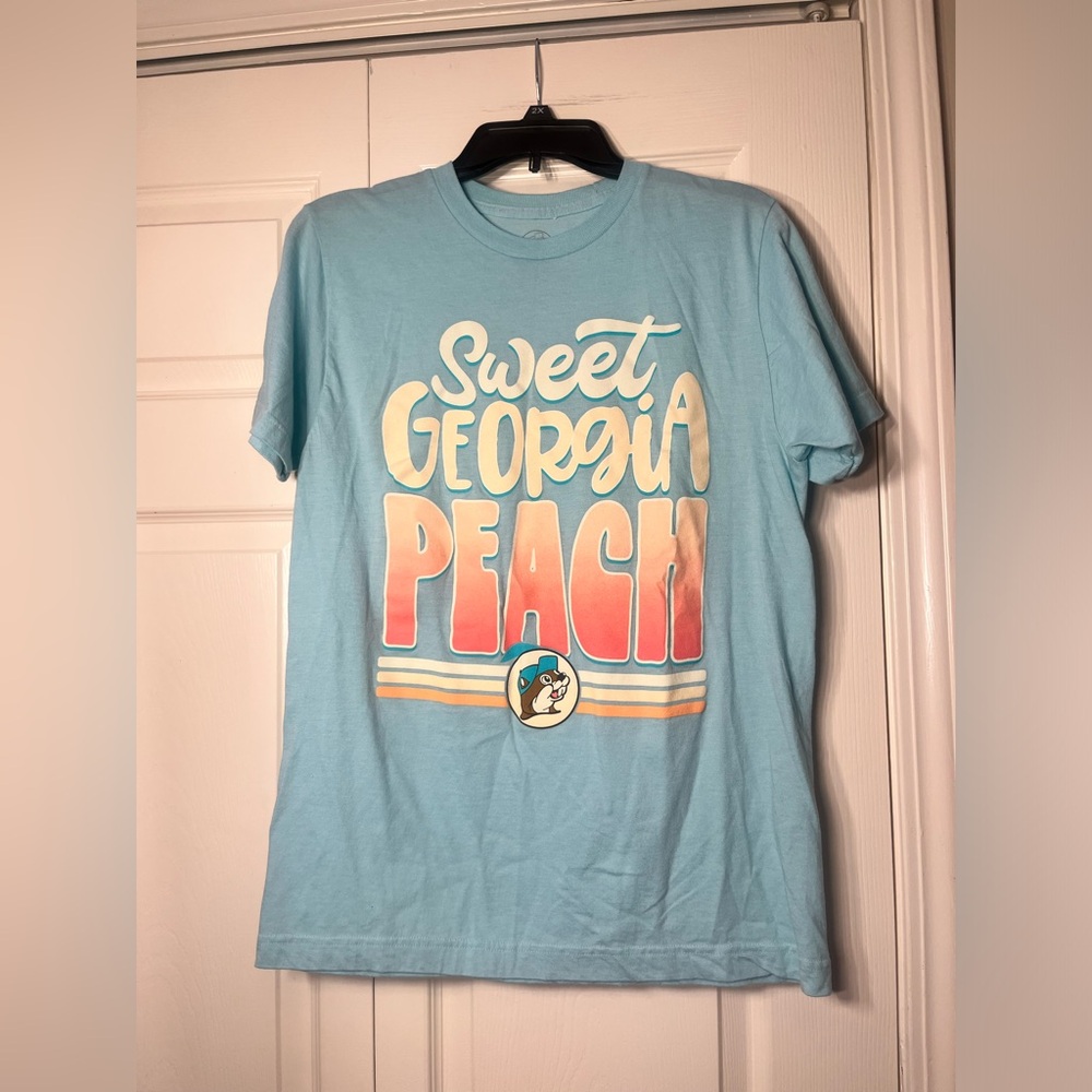 Buc-ee's Sweet Georgia‎ Peach Shirt